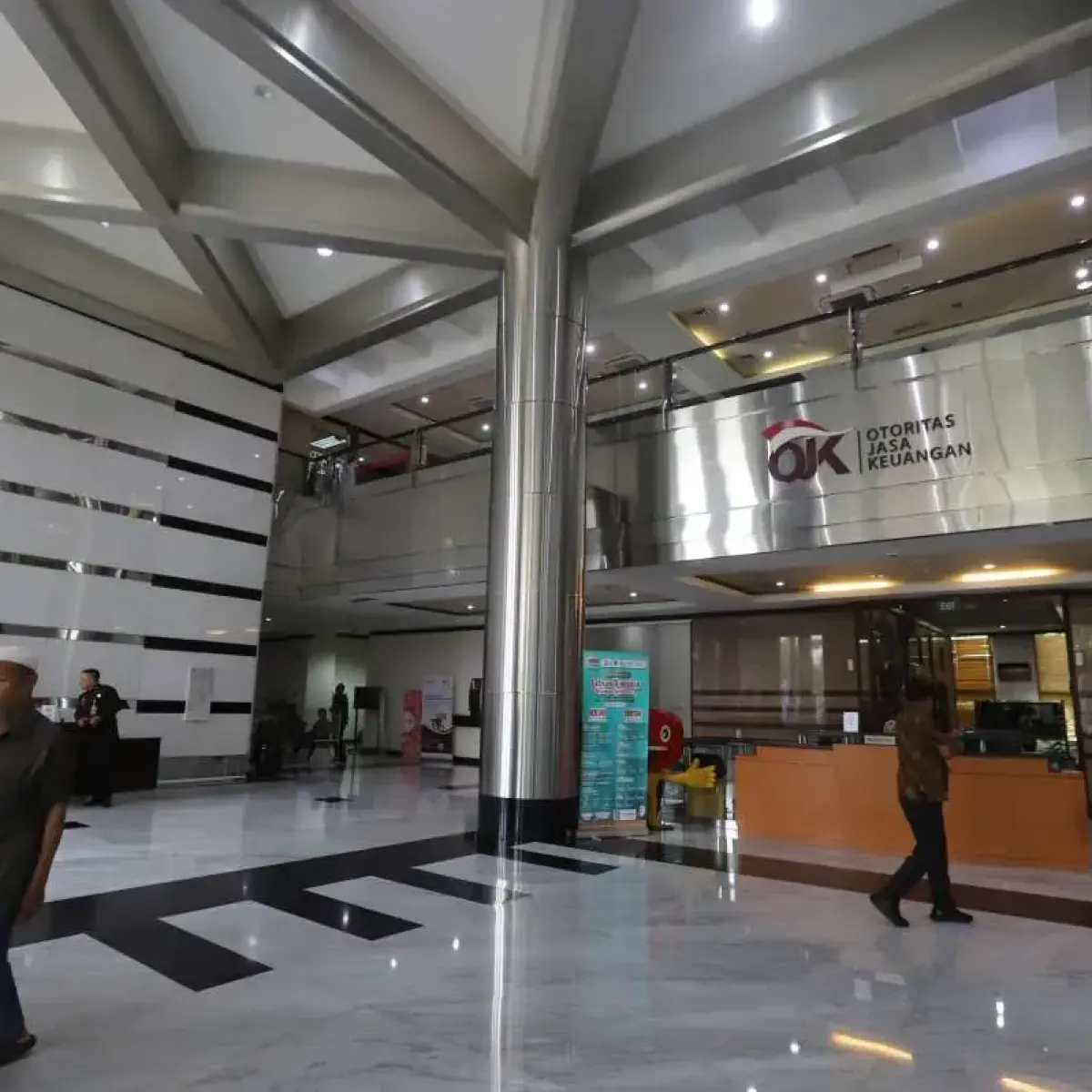 OJK Dorong Bank Manfaatkan Kecerdasan Buatan Perkuat Keamanan Siber